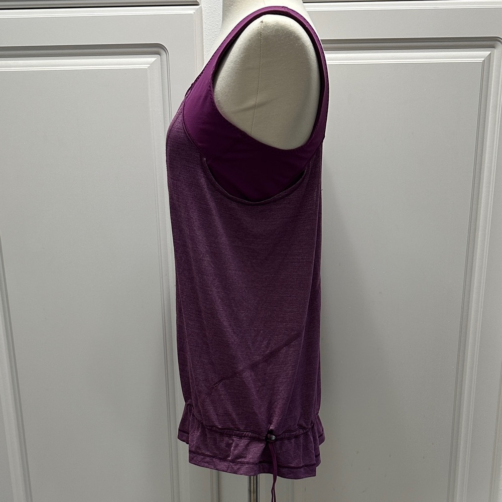 Lululemon Athletica Yoga Top - Picture 2 of 7